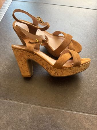 Sandales à plate-forme