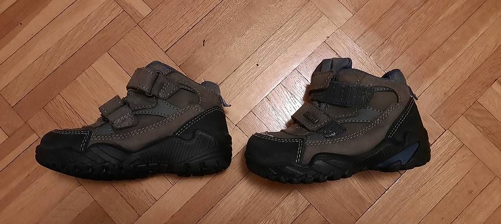 Schuhe für Jungen: Scarpe nr. 25 – Gebraucht aus Tesserete von bab_7ztk 3
