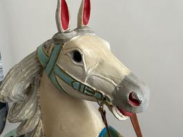 karusselpferd cheval