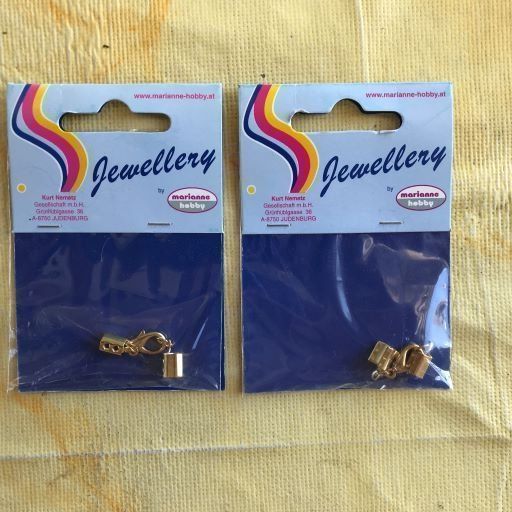 Placchette & Badge: LOT LEDERB.VERSCHLUSS GOLD – Nuovo e nell'imballaggio originale da Ostermundigen venduto da Wyatt-Earp