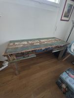Bureau en bois multicolore style vintage 