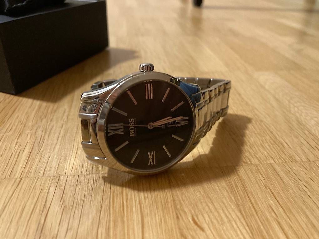 Montres: BOSS Uhr neu – D'occasion à fislisbach par jul_tmx7 2