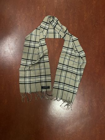 Vintage burberry looking nova scarf
