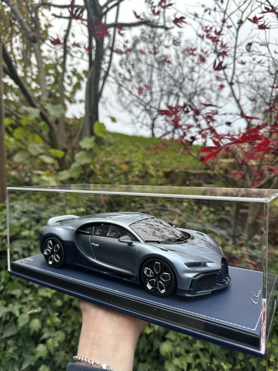 Bugatti Modellautos: 1:18 Bugatti Profilee MR – Neu und originalverpackt aus Samstagern von 118palla 2