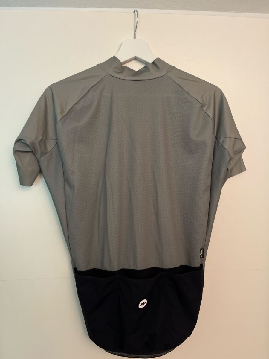 Assos Canottiere & Pantaloni: Assos Trikot – Usato da Othmarsingen venduto da lemonadelukas 1