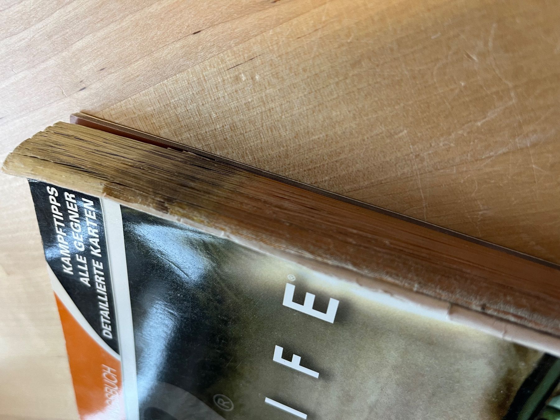 Libri: Lösungsbuch Half-Life 2 – Usato da Frenkendorf venduto da gelbeZinnie 2