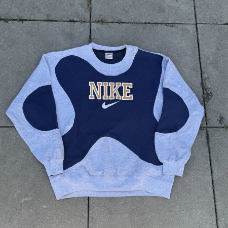 Reworked vintage Nike sweatshirt pull pullover streetwear