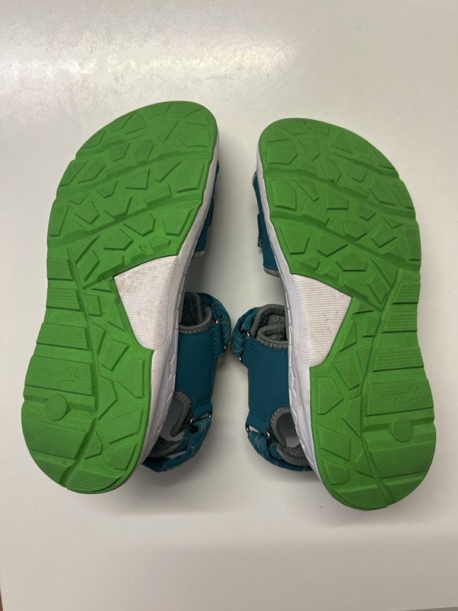 Superfit Scarpe da uomo: Sandale Grösse 34 türkis – Usato da Trogen venduto da lenakesuma 2