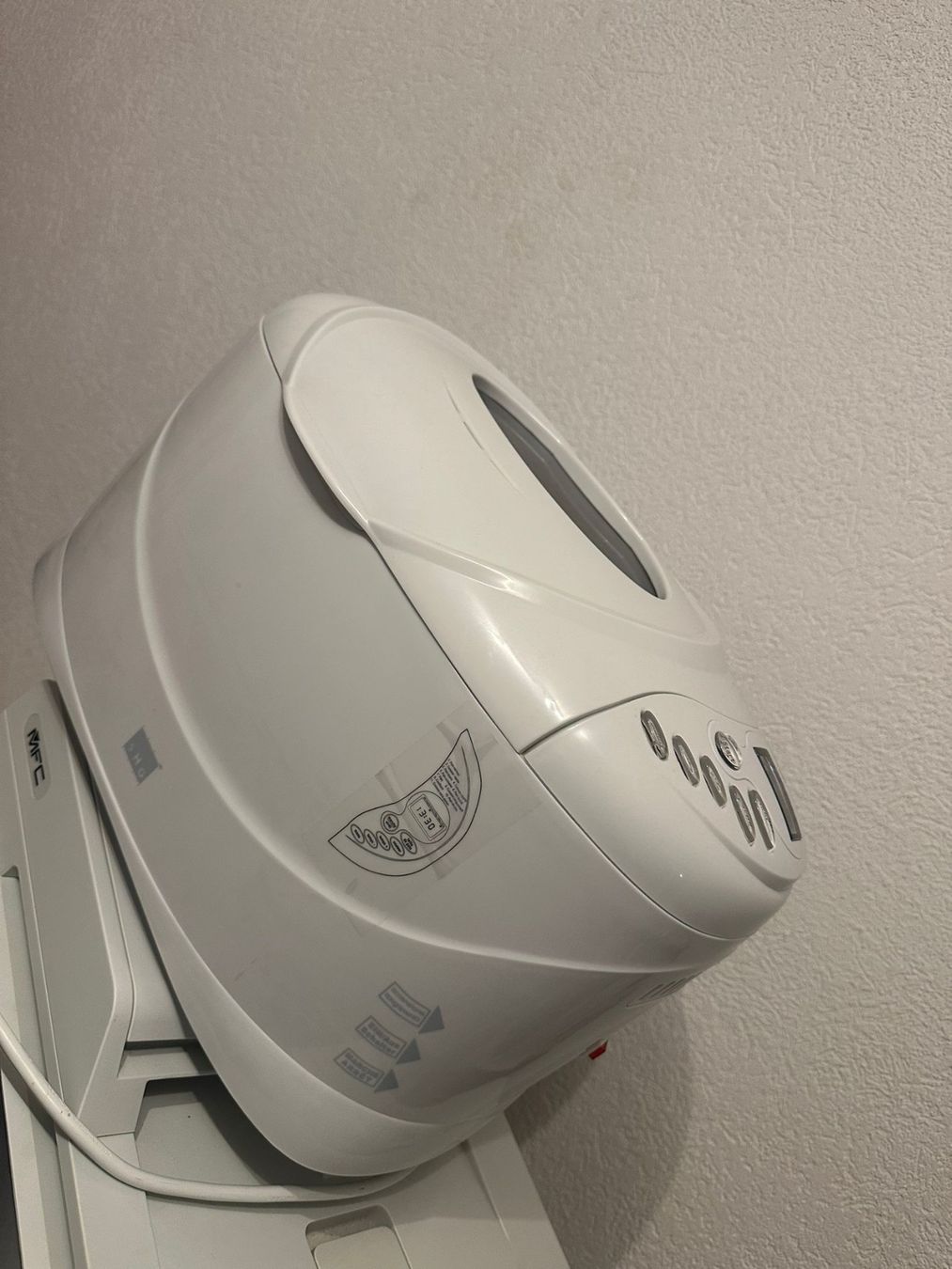 Elettrodomestici da cucina: MACHINE A PAIN AUTOMATIQUE – Usato da Courrendlin venduto da deb_7jxd