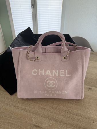 Chanel Deauville Bag Rosa mit Pouch