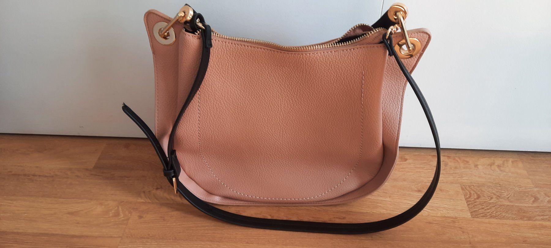 Borse da donna: Sac à main – Usato da Murten venduto da laeti692 2