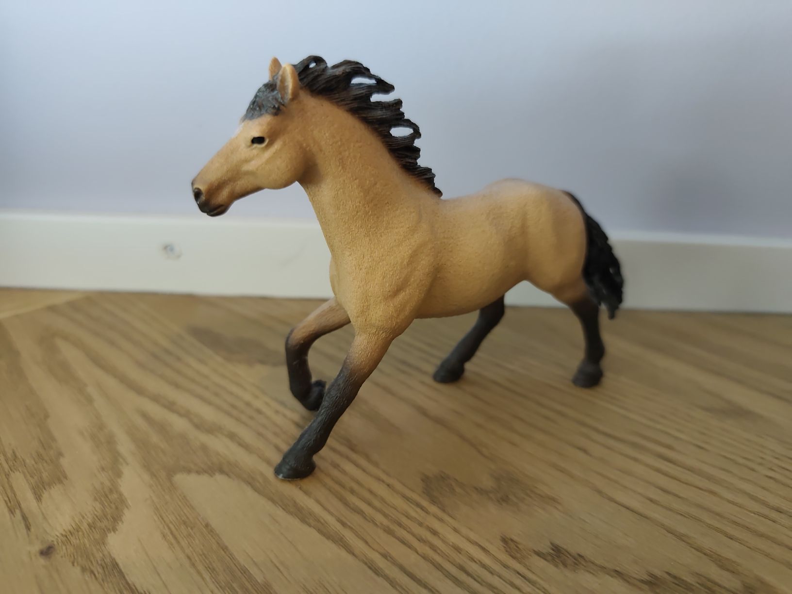 Schleich Giocattoli: 7 schleich horses, 2nd hand – Usato da Zürich venduto da one_deal 4