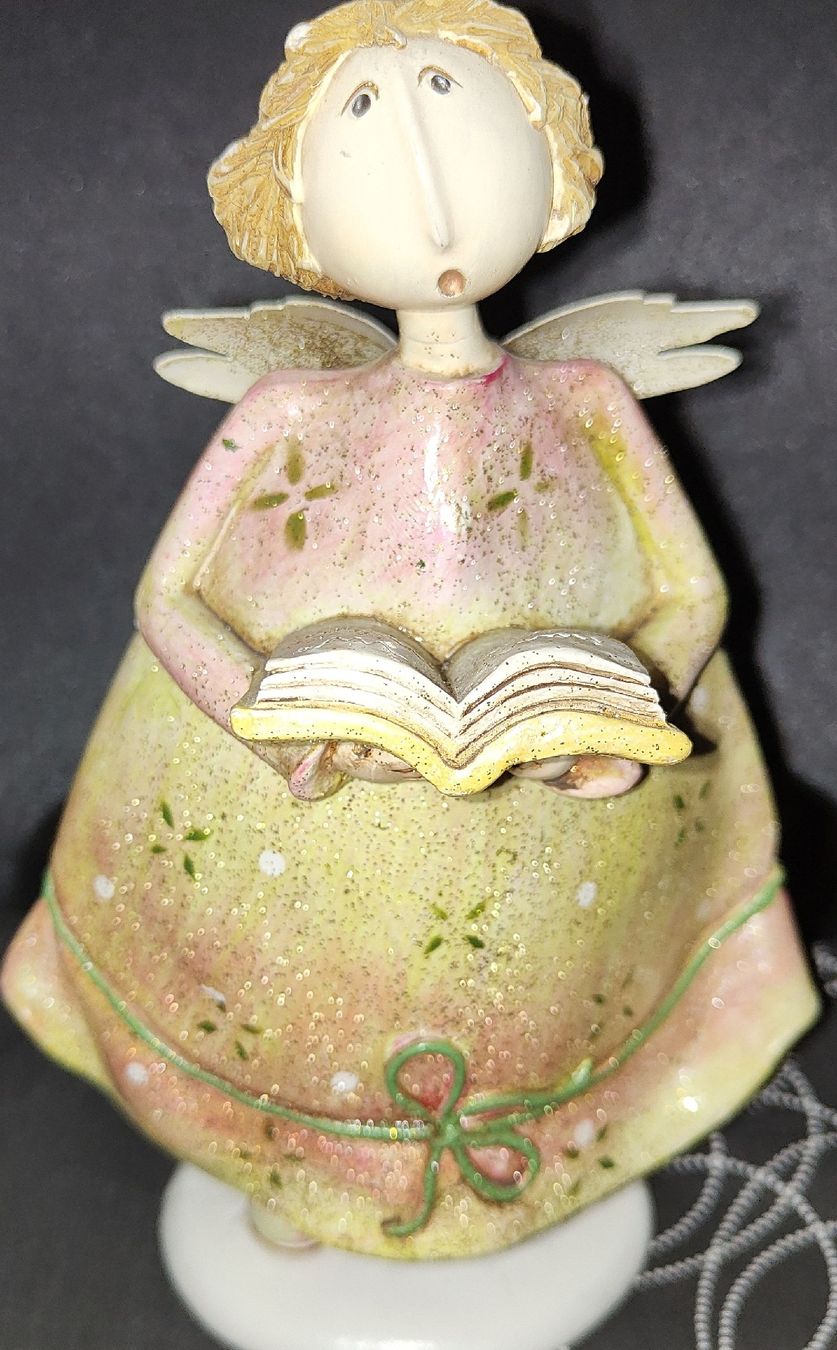 Figuren: Süsser Engel mit Buch - Dekofigur – Gebraucht aus Zürich von tweetys78