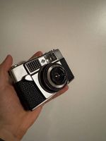 Ancien appareil photo argentique