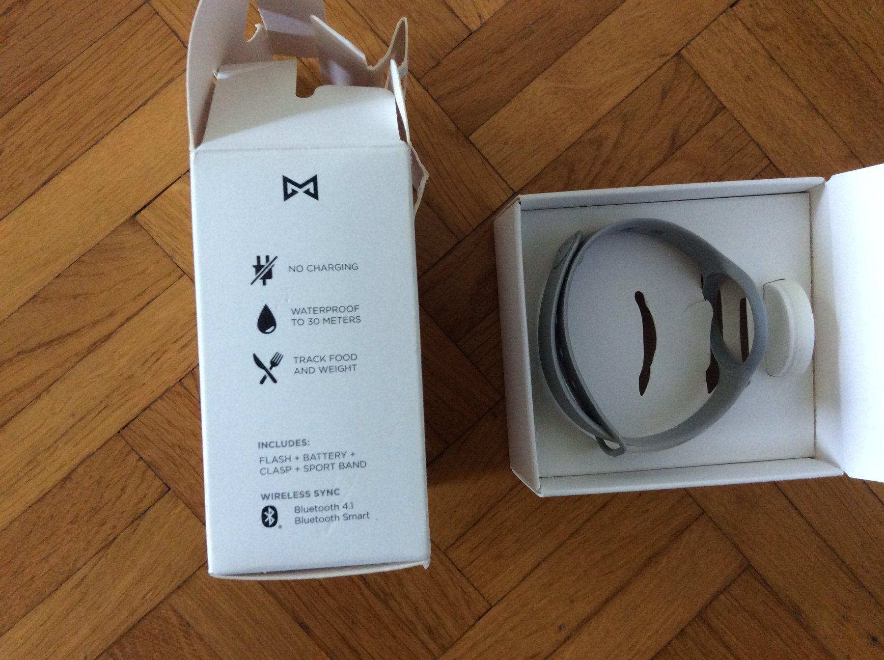 Fitbit Smartwatch: Misfit Flash - Tracker d'activité et de sommeil - Gris! – Usato da Le Mont-Pèlerin venduto da dundun1 3