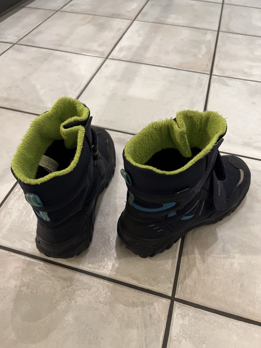 Superfit Scarpe per ragazzi: Superfit Winterstiefel Grösse 39 – Usato da Zufikon venduto da luuuzi 1