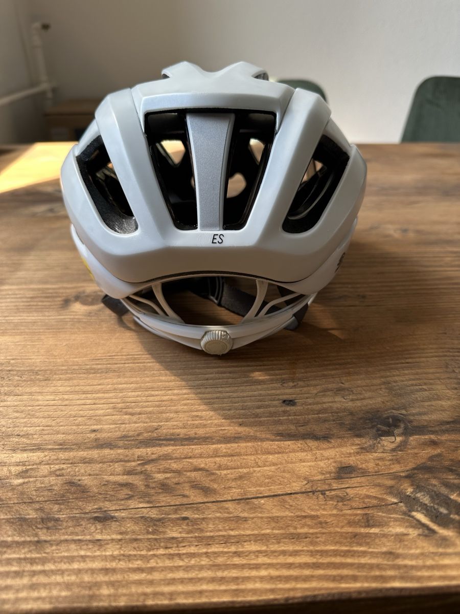 Giro Casques: Giro Aries MIPS Helm – D'occasion à Bern par jom_q6j6 4