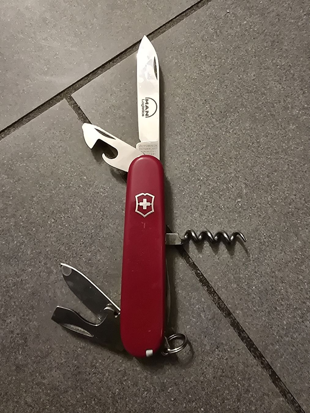 Coltelli tascabile: Couteau suisse – Nuovo (secondo la descrizione) da Bulle venduto da jul_knn6