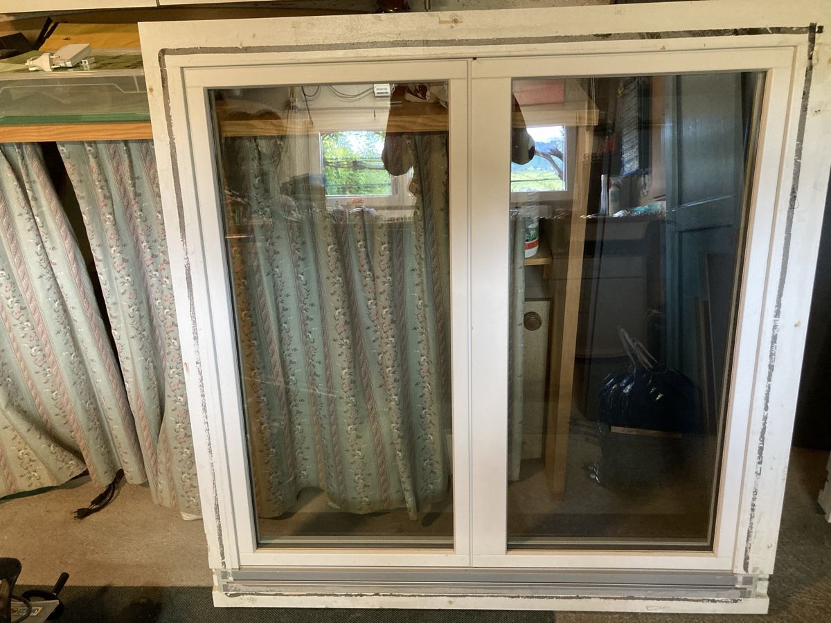 Fenêtres: Fenster, Doppel IV – D'occasion à Ebnat-Kappel par cosimo01 2