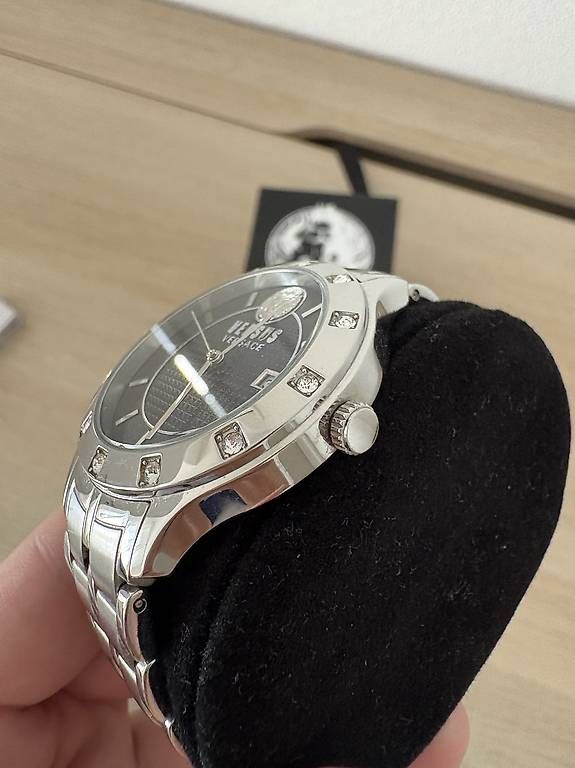 Orologi: Versus Versace Uhr Silber  – Usato da Gersau venduto da iss_gpt7 1