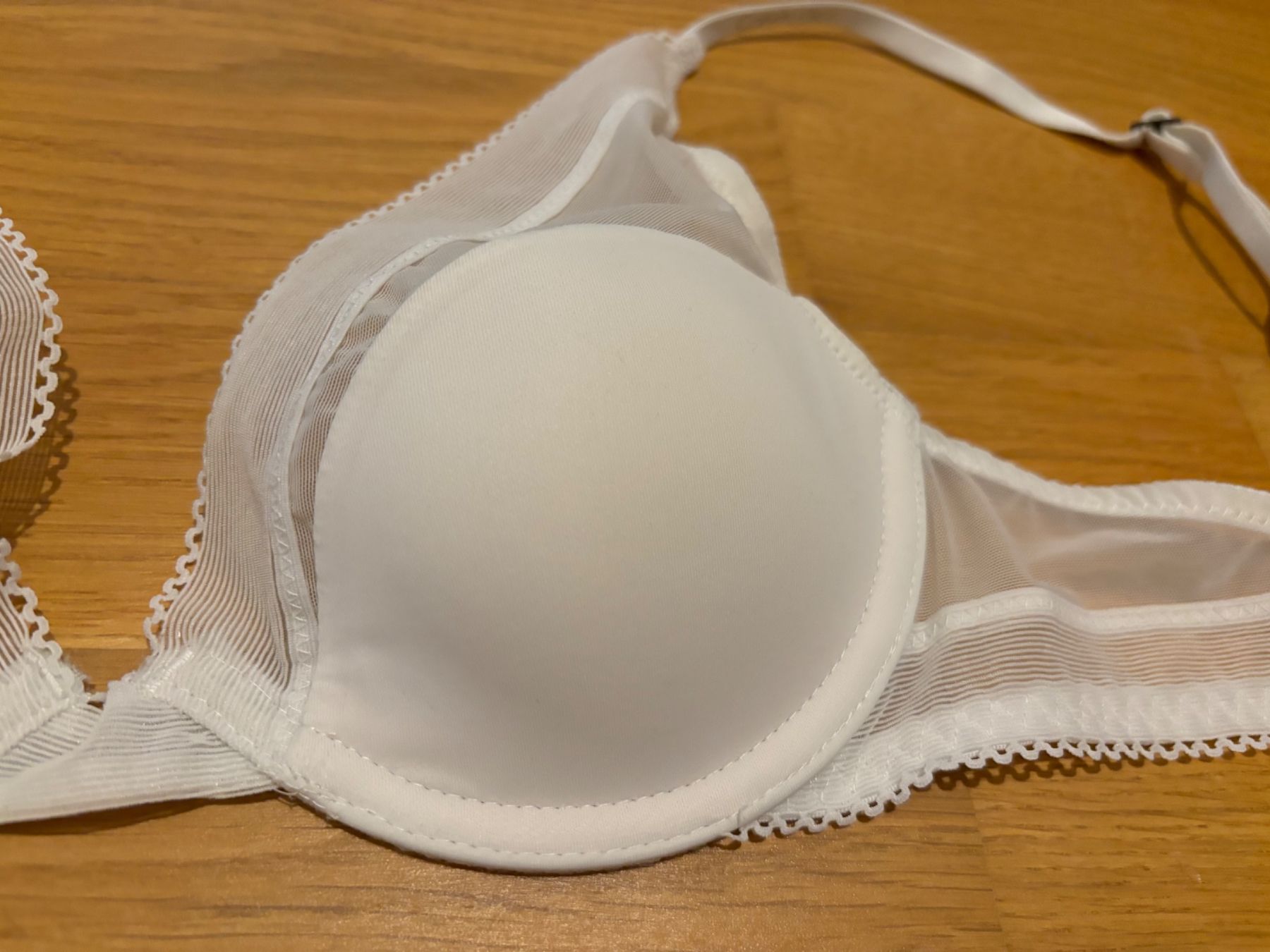 Calvin Klein Autres dessous: BH / Bra - Calvin Klein - Gr. ? eher klein ca. S – D'occasion à Stadel par Chanel_5
