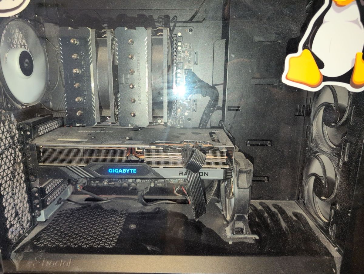 Amd PC: Gaming und Multimedia PC – Usato da Lömmenschwil venduto da chrisi12 8