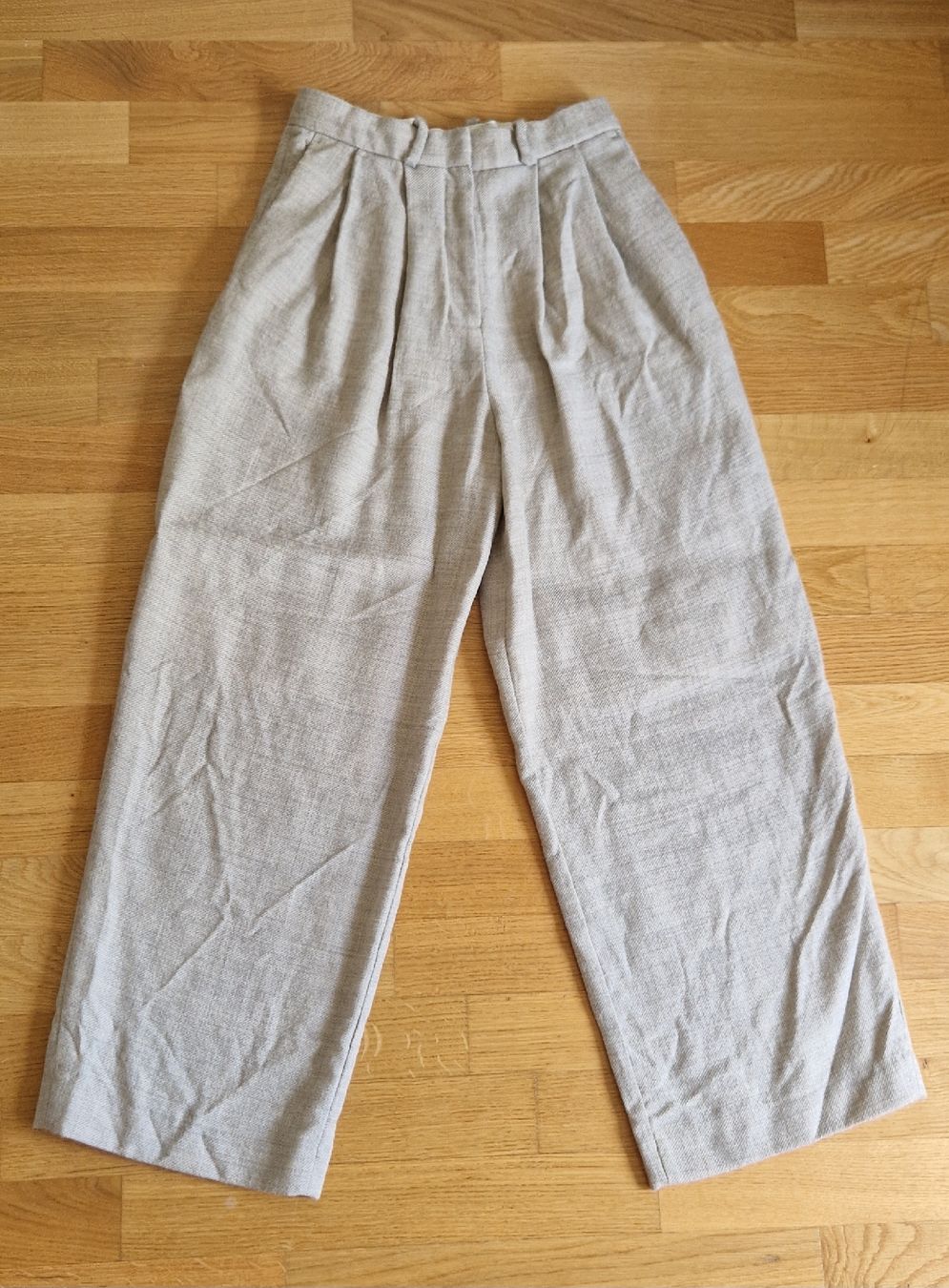 Cos Hosen: Coole COS Wollhose – Gebraucht aus Adliswil von Caty_G