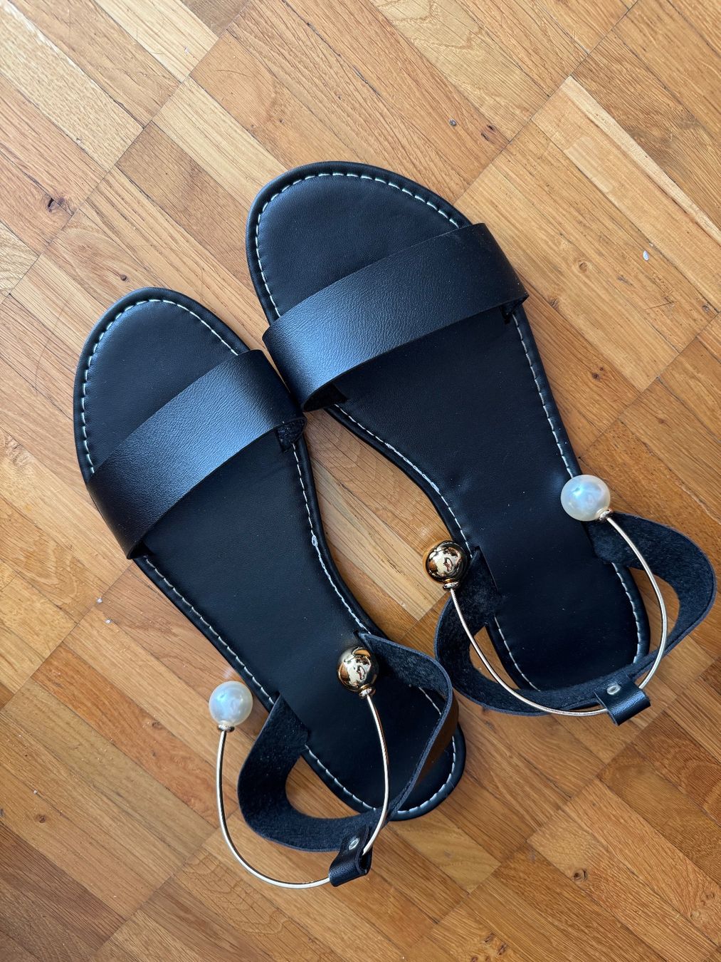 Scarpe da donna: Sandale Sommerschuhe – Usato da Obfelden venduto da cesarina10 2