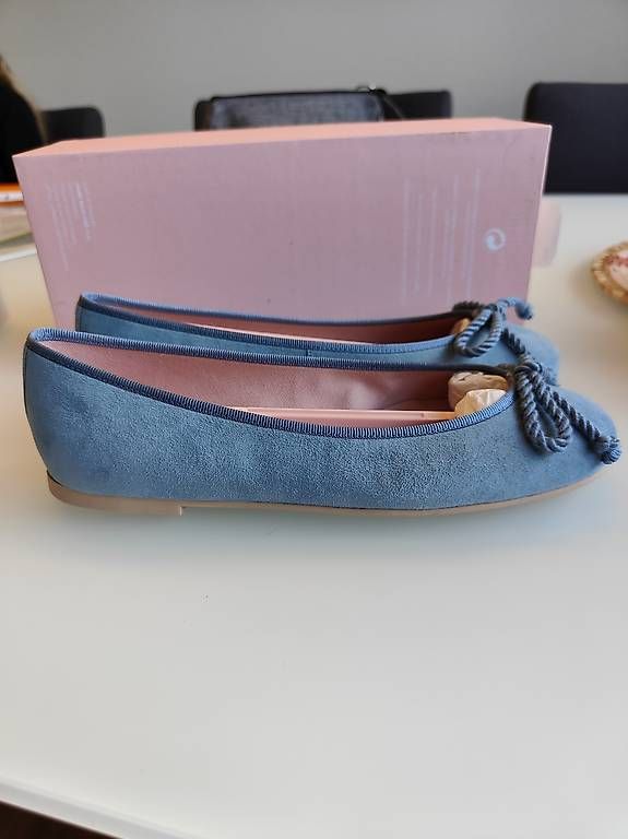Damenschuhe: Pretty Ballerinas, Neu Gr. 37 – Gebraucht aus Windisch von Dan.Win 2