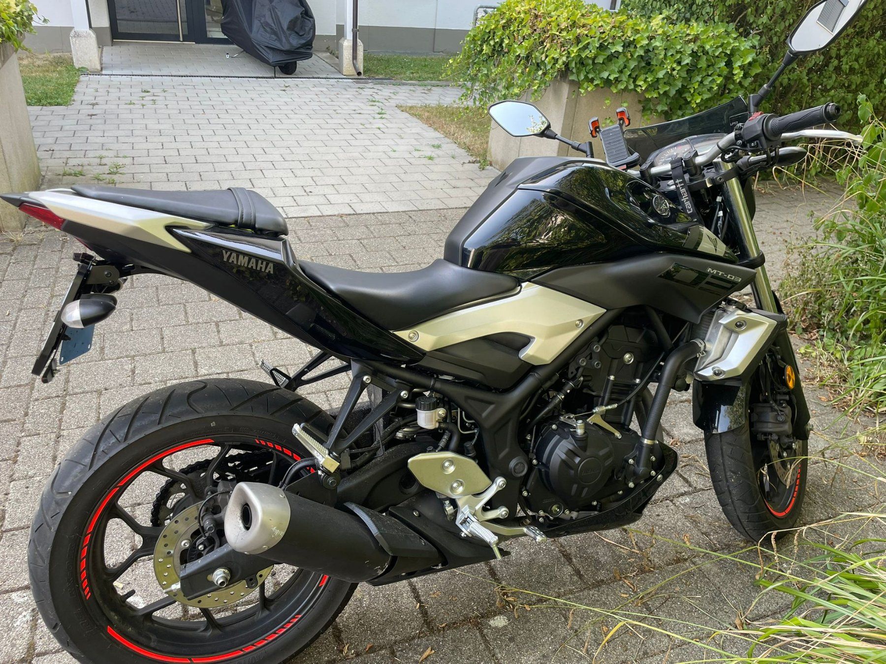 Yamaha Strasse: Yamaha MT03 – Gebraucht aus Rheinfelden von chr_dj7f 2