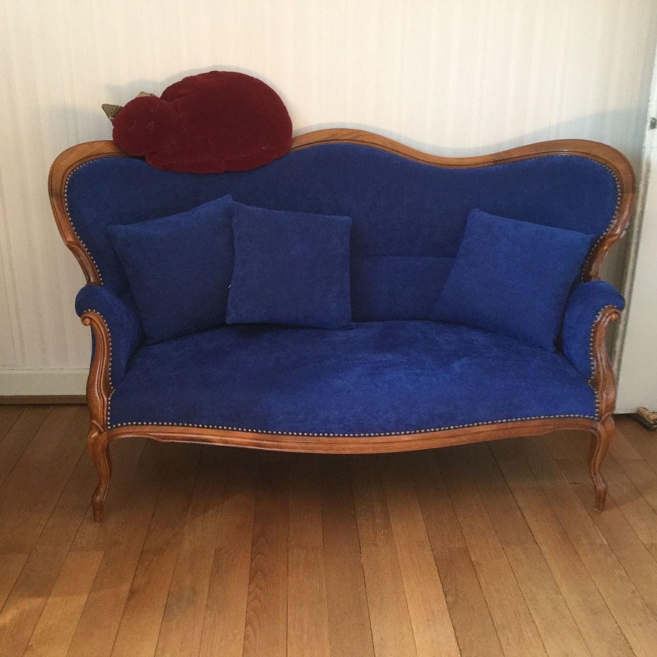 Divani: Sofa mit Alcantara bezogen – Usato da Niederlenz venduto da Angela21
