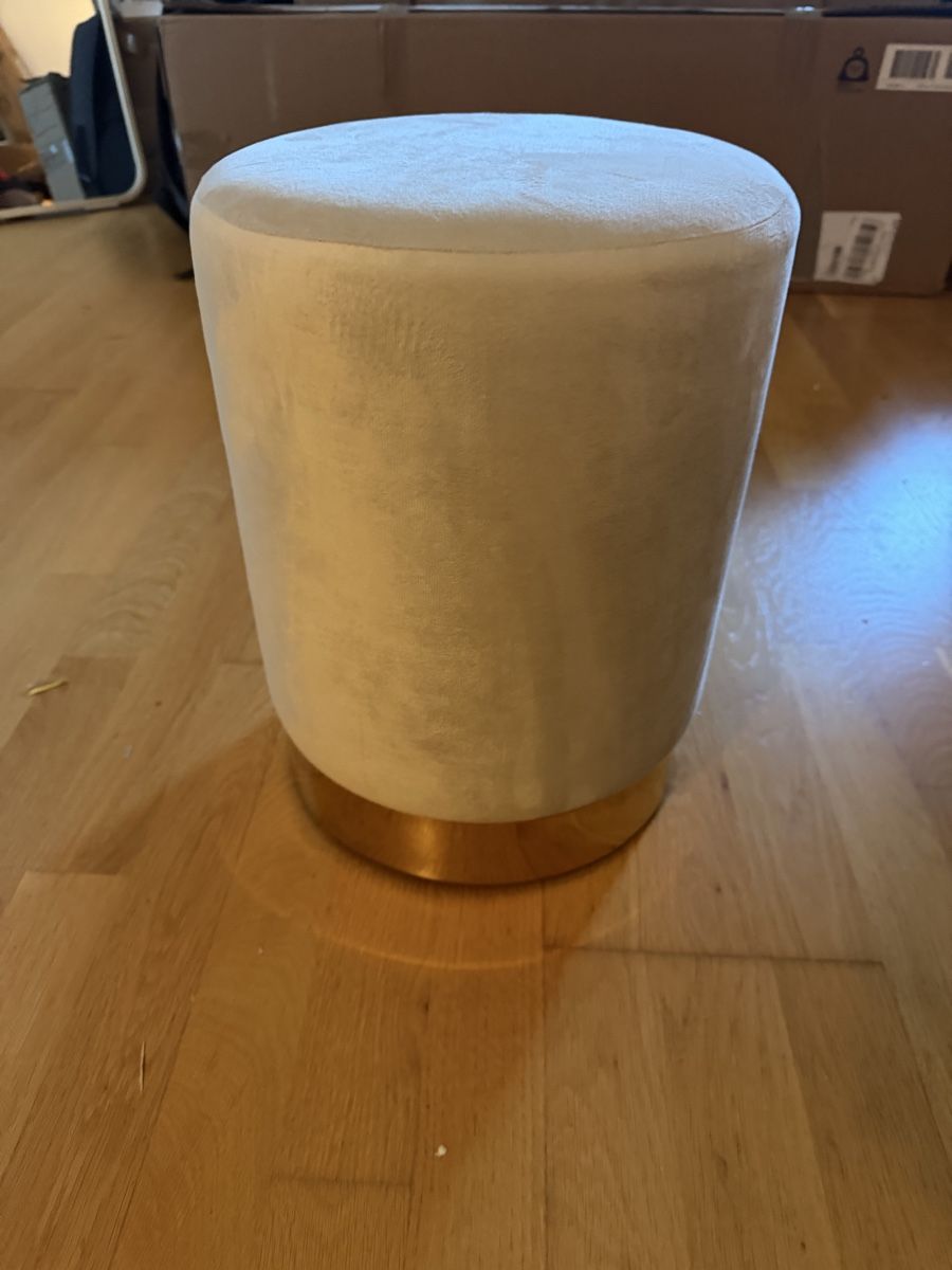 Tabourets: 2 Samt-Hocker – Neu – Neuf avec emballage d'origine à Bern par ale_t2b2 1