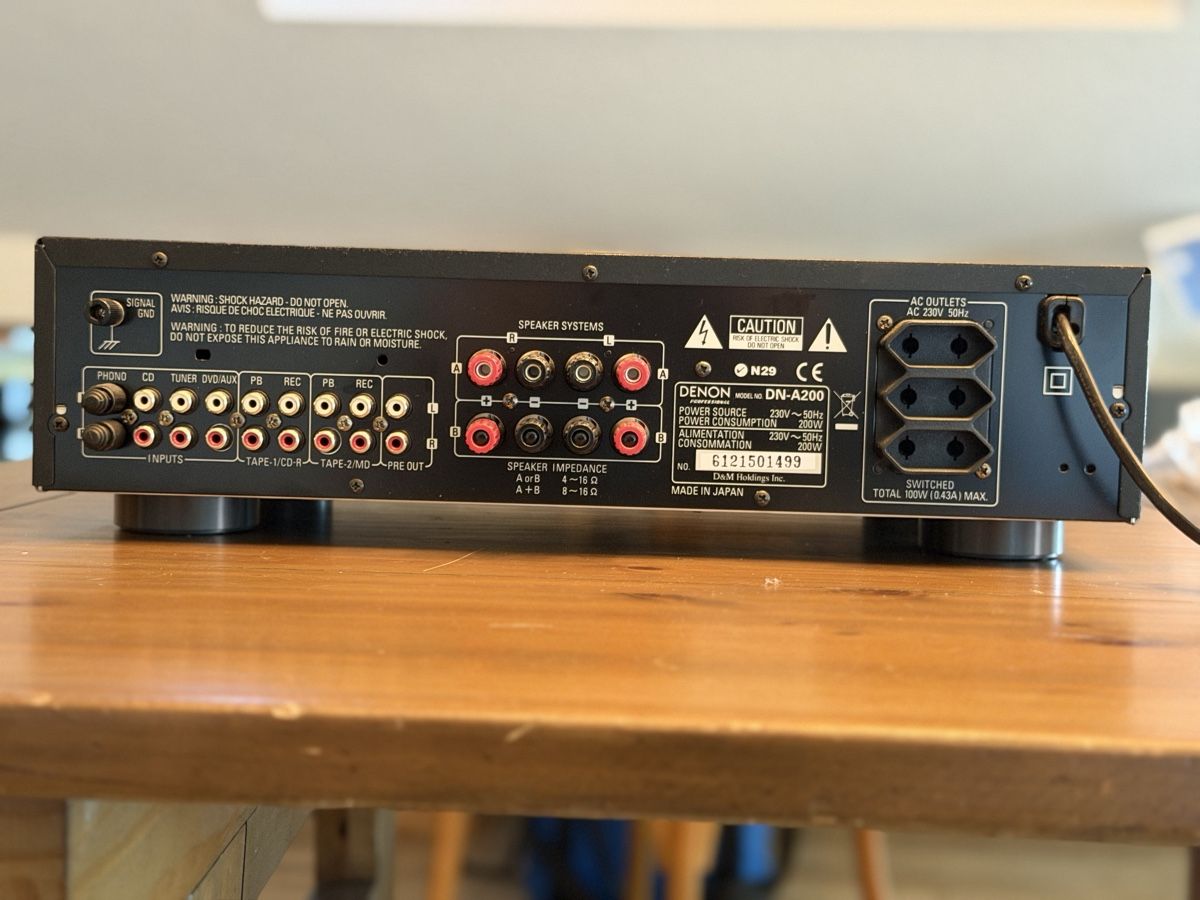 Denon Verstärker: Ampli intégré DENON Professional DN-A200 – Gebraucht aus Prez-vers-Siviriez von bussard31 2