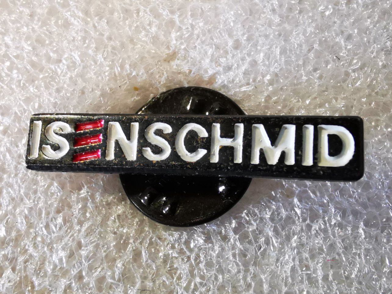 Placchette & Badge: Ansteckpin 2: Isenschmid – Usato da Oppligen venduto da Pin-Fall-Shop