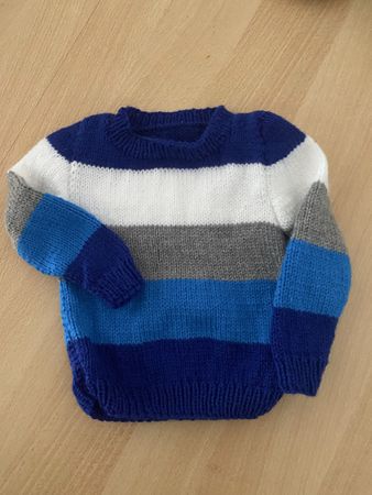 Kinderpullover gestrickt blau weiss grau neu Grösse 86