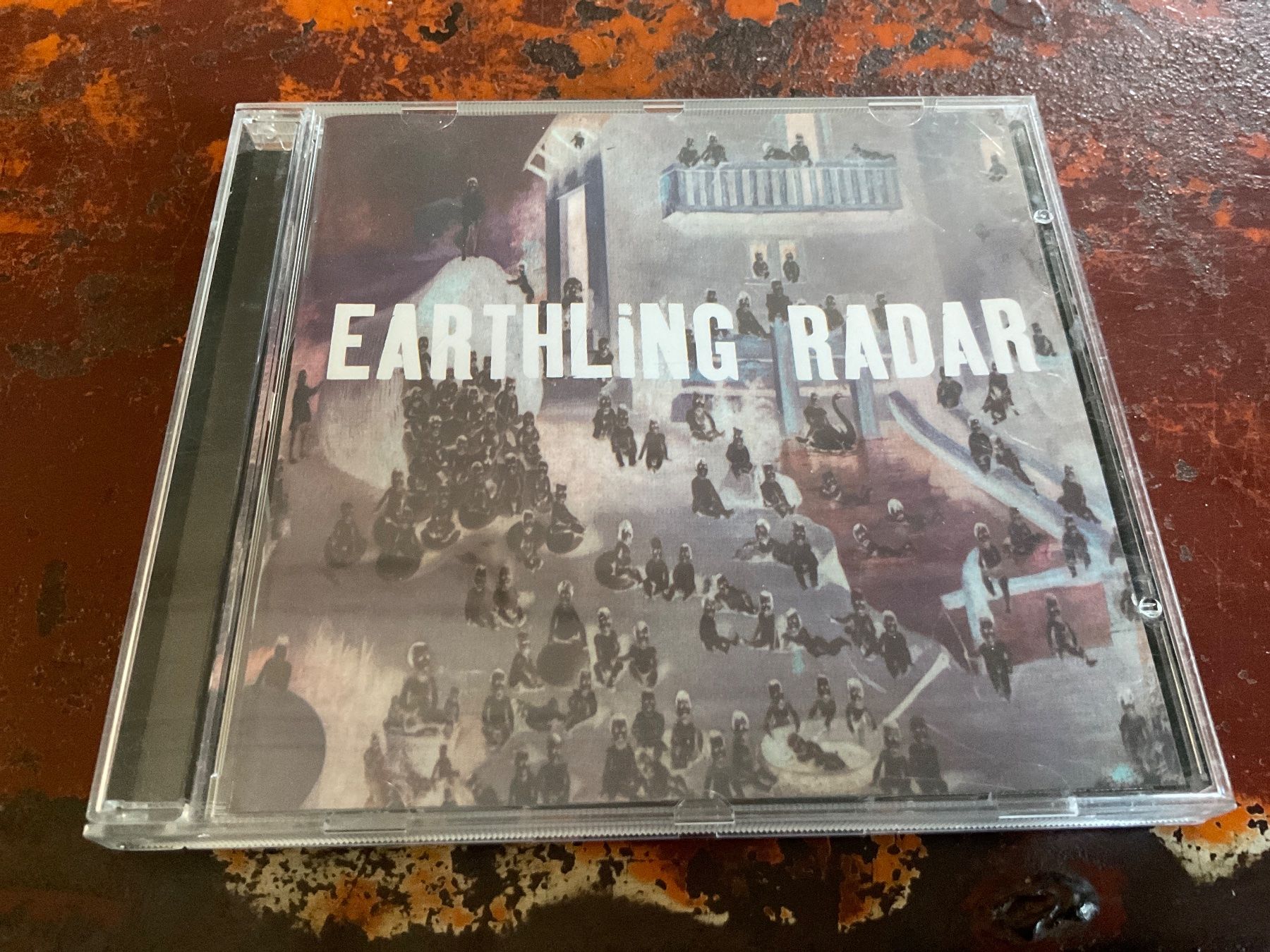 CD: Earthling Radar CD – Usato da Delémont venduto da vinylfreak01