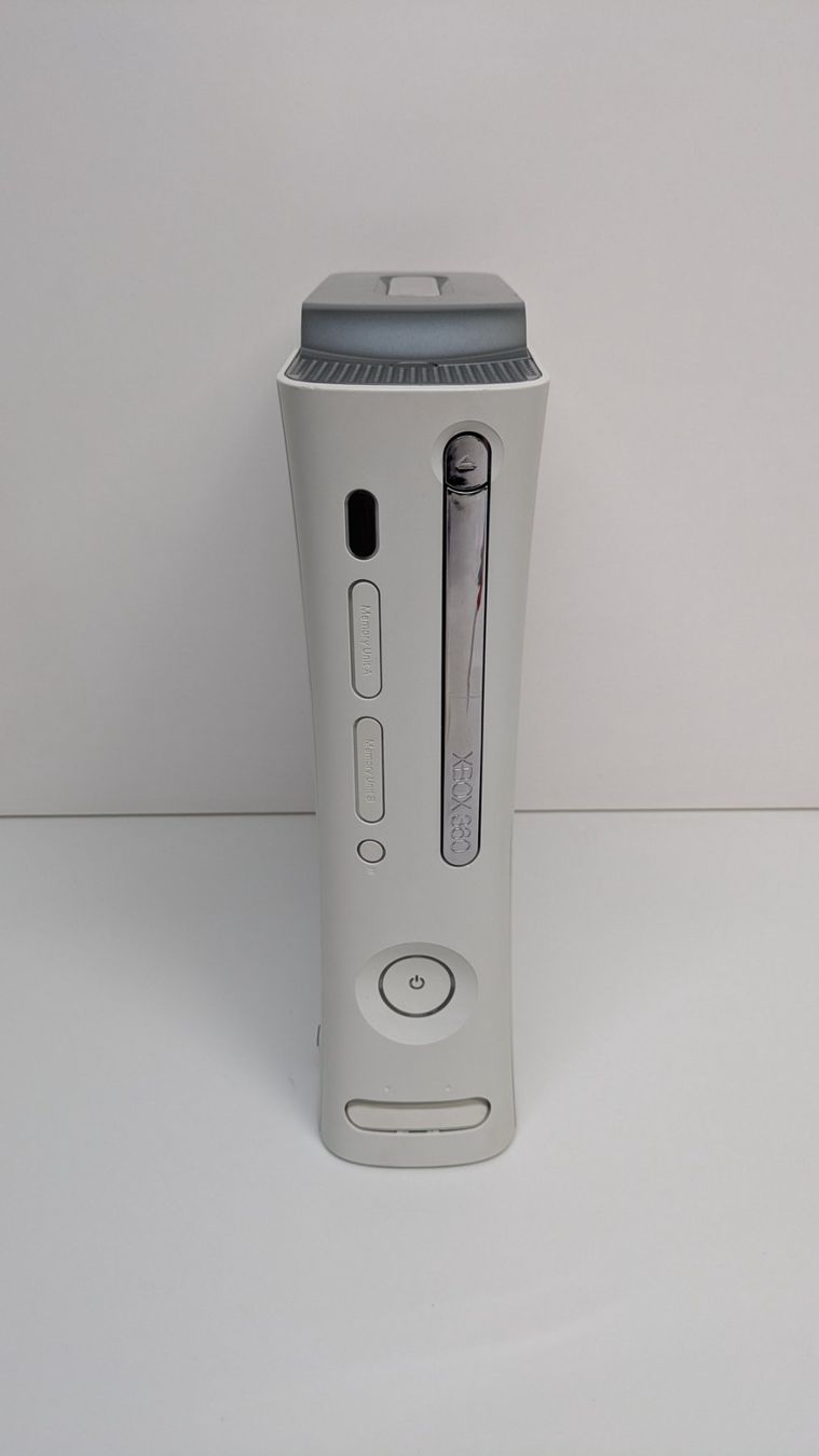 Microsoft Console: Microsoft Xbox 360 Konsole, Defekt – Difettoso da Menziken venduto da mame18 1