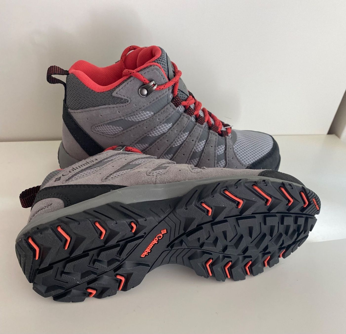 Columbia Scarpe da donna: COLUMBIA REDMOND III WP Wanderschuh Damen, 36 – Nuovo e nell'imballaggio originale da Luzern venduto da falena01 6