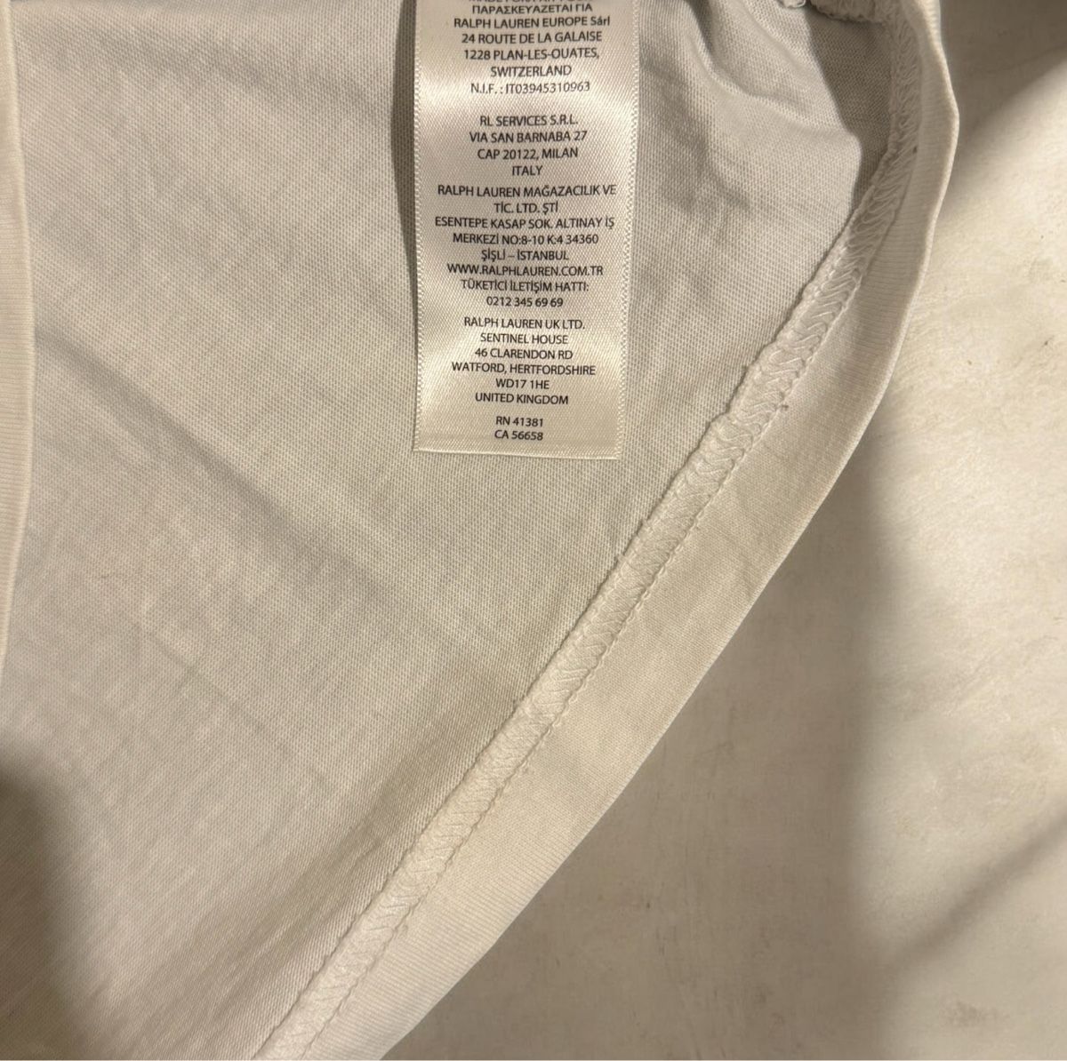 Ralph Lauren T-Shirts: T-shirt Ralph Lauren – Neu (gemäss Beschreibung) aus Châtel-St-Denis von Montclair_Swiss 4