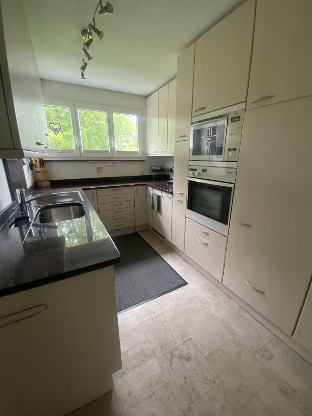 Cucine complete: Komplette Küche – Usato da Spreitenbach venduto da brumbrum27 1