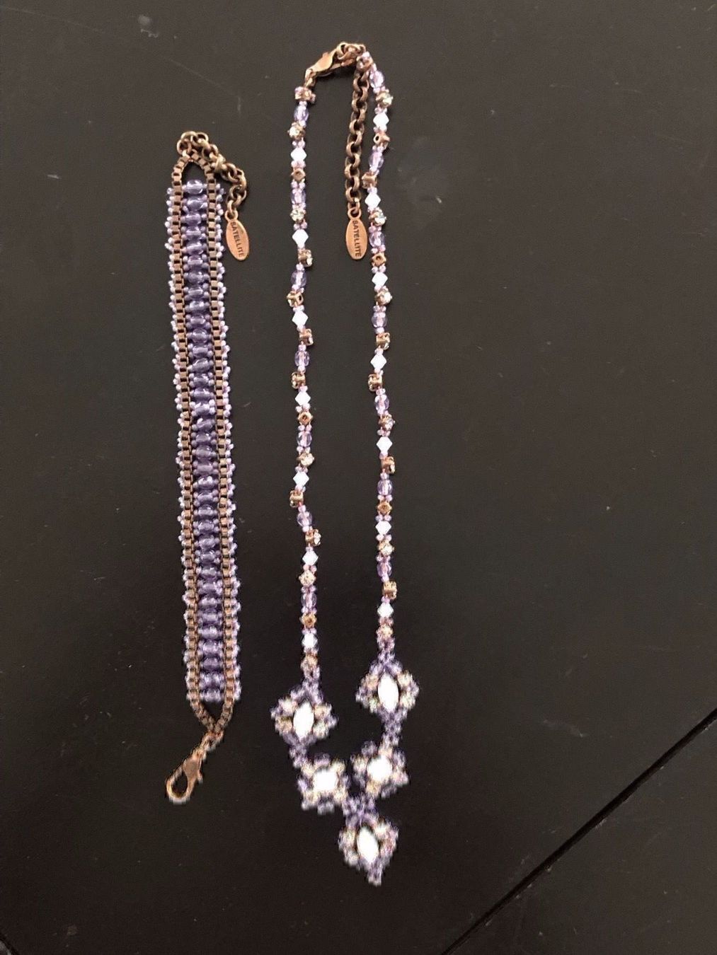 Catenine: DUO HALSKETTE UND ARMBAND, LILA – Usato da Meggen venduto da Meggeni