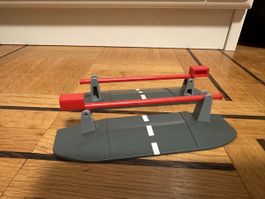 Bahnschranken Spielzeugzug