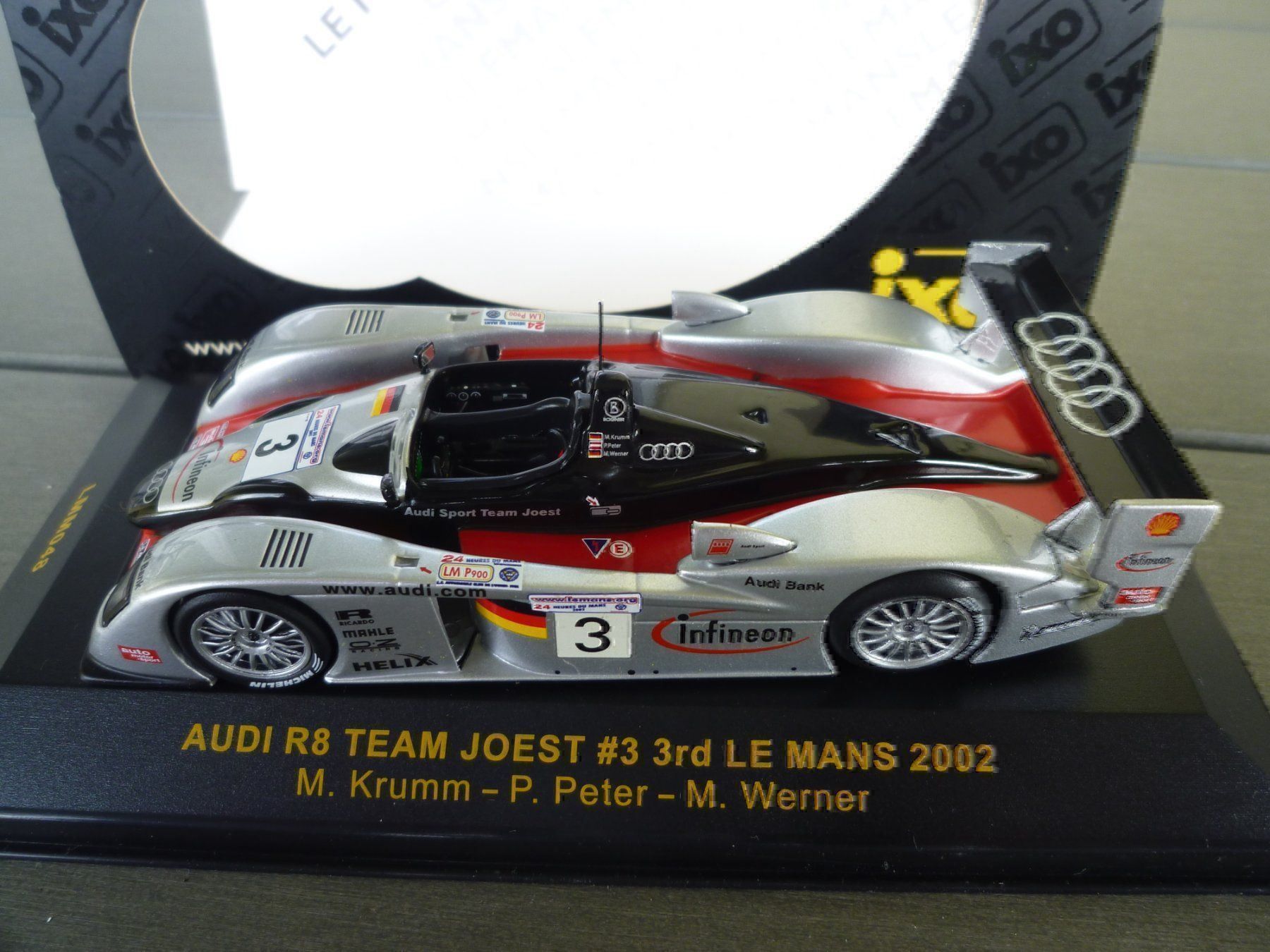 Audi Modellini d'auto: Audi R8 (Le Mans 2002) – Nuovo e nell'imballaggio originale da Flawil venduto da Imperiosud 4
