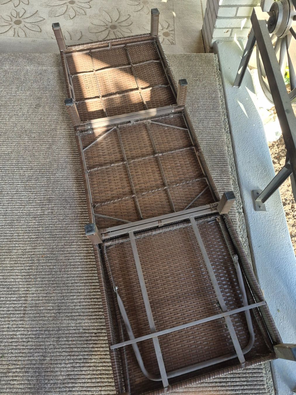 Chaises longues: Rattan Sonnenliege – D'occasion à Wetzikon ZH par sgier1969 5