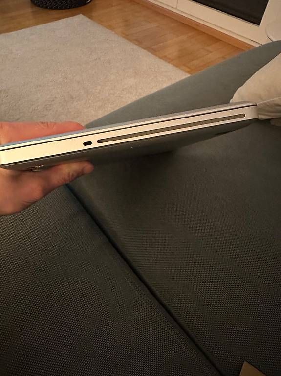 Apple Notebook: MacBook Pro (2010) – Usato da Basel venduto da mahatmaganja 2