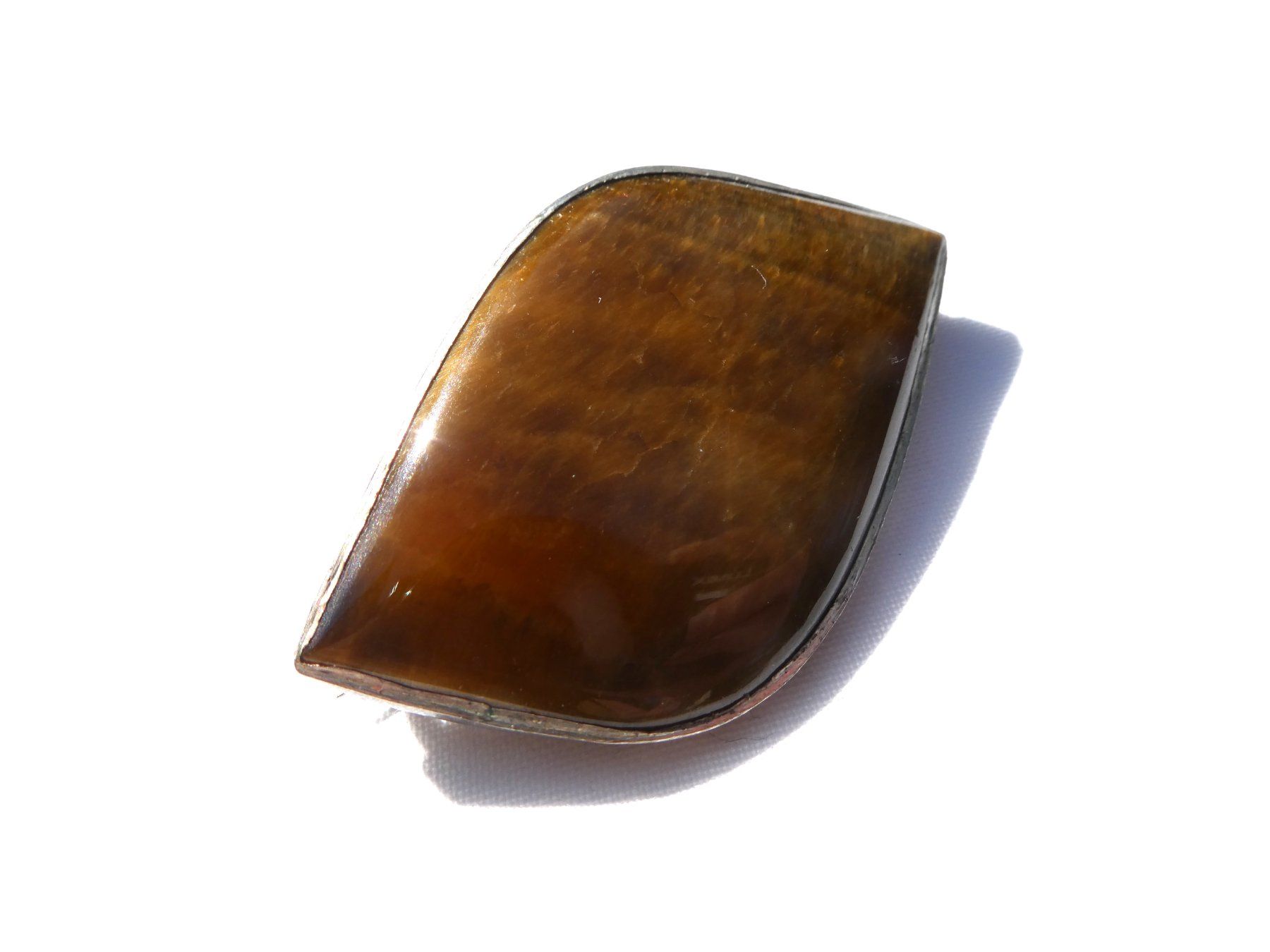 Spille & Fermagli: Vintage-Brosche mit goldbraunem Achat – Usato da Gattikon venduto da kaandooh 1