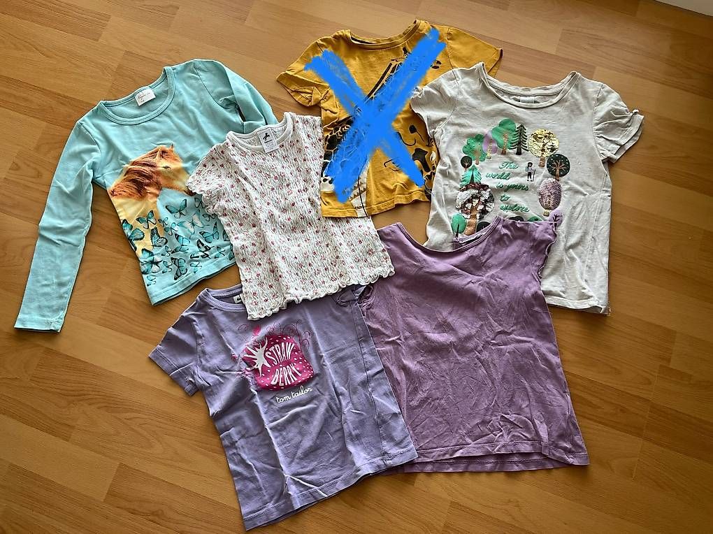 Lotti & Set di vestiti: Frühling Sommer Mädchen 110/116 ca 20-teilig – Usato da Erlinsbach SO venduto da SmilingTiki 3