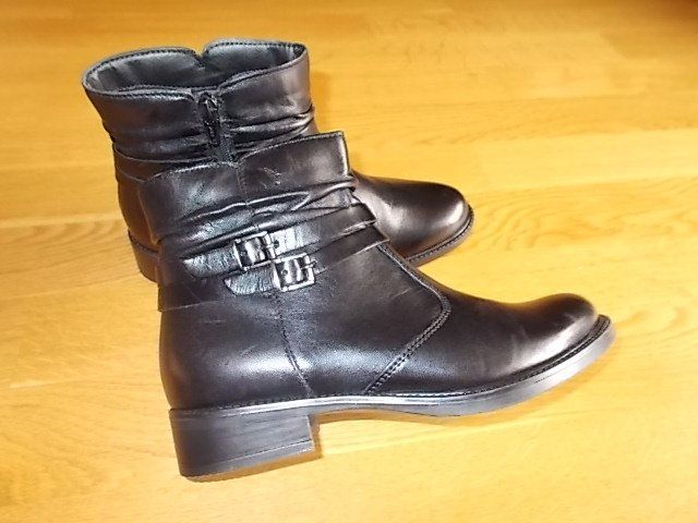 Chaussures femmes: Stiefeletten Gr.36 – Neuf (Voir description) à Chexbres par indi03 2