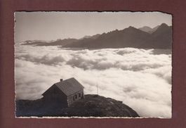 TOPALI-HÜTTE - Nebelmeer über dem Nicolaital - E. Gyger