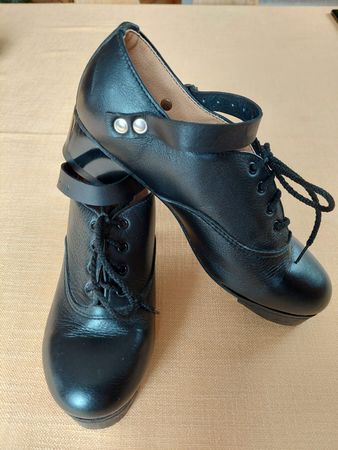 Steppschuhe Grösse 36, bzw. 3.5